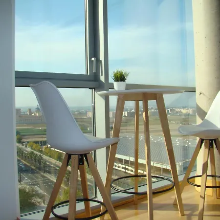 Loft Apartamento Duplex Con Parking Gratis Apartamento *